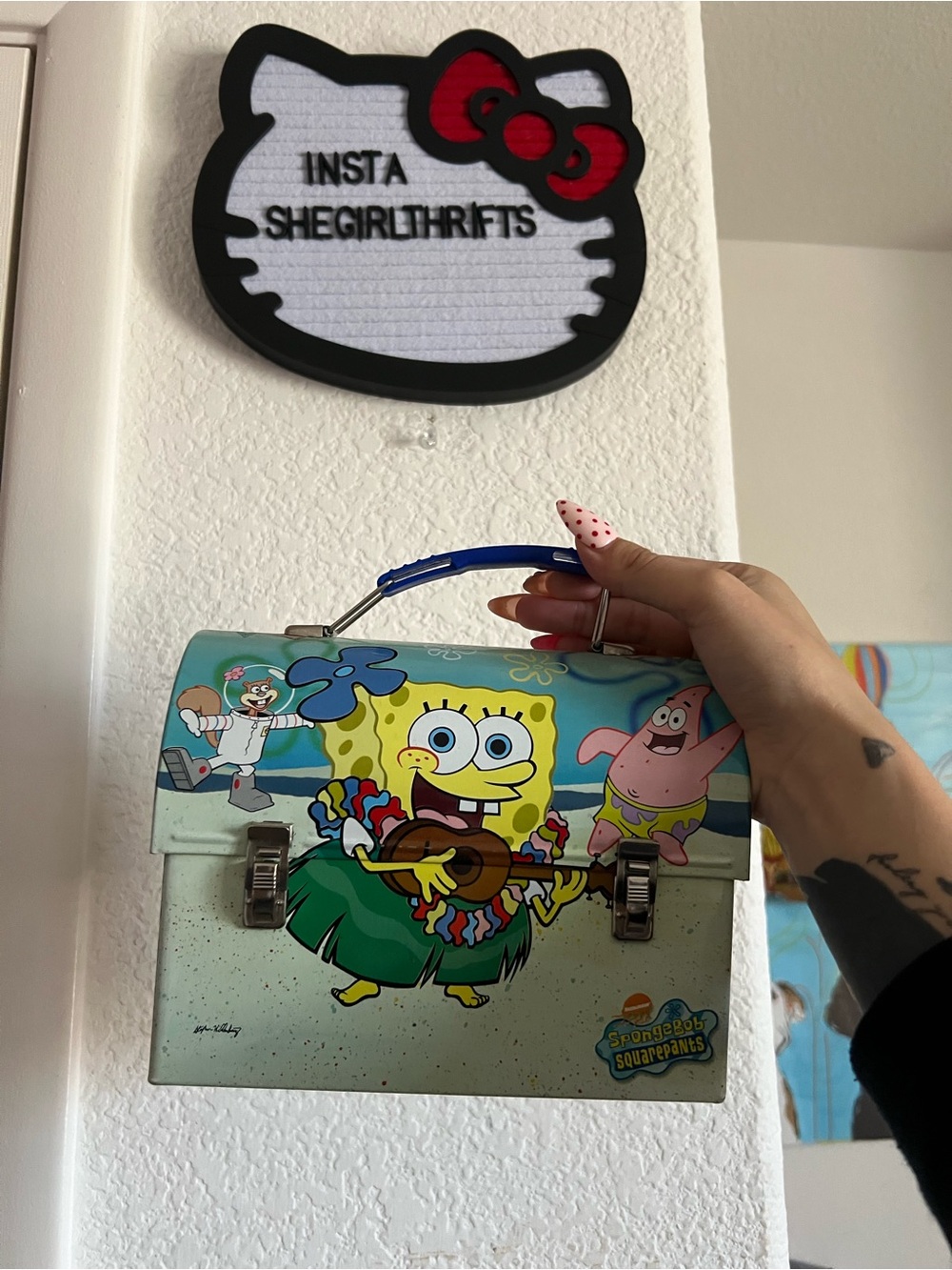 Y2K sponge bob tin box